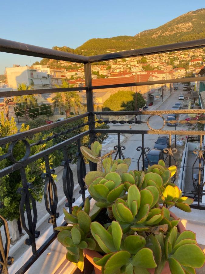 Artelie apartment Kyparissia Exterior foto